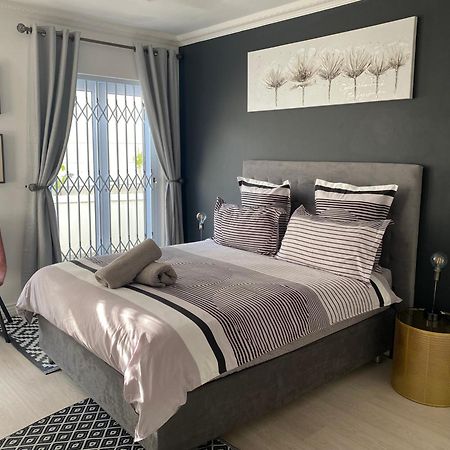 Bed And Breakfast Villa Livadia Кейптаун Екстериор снимка