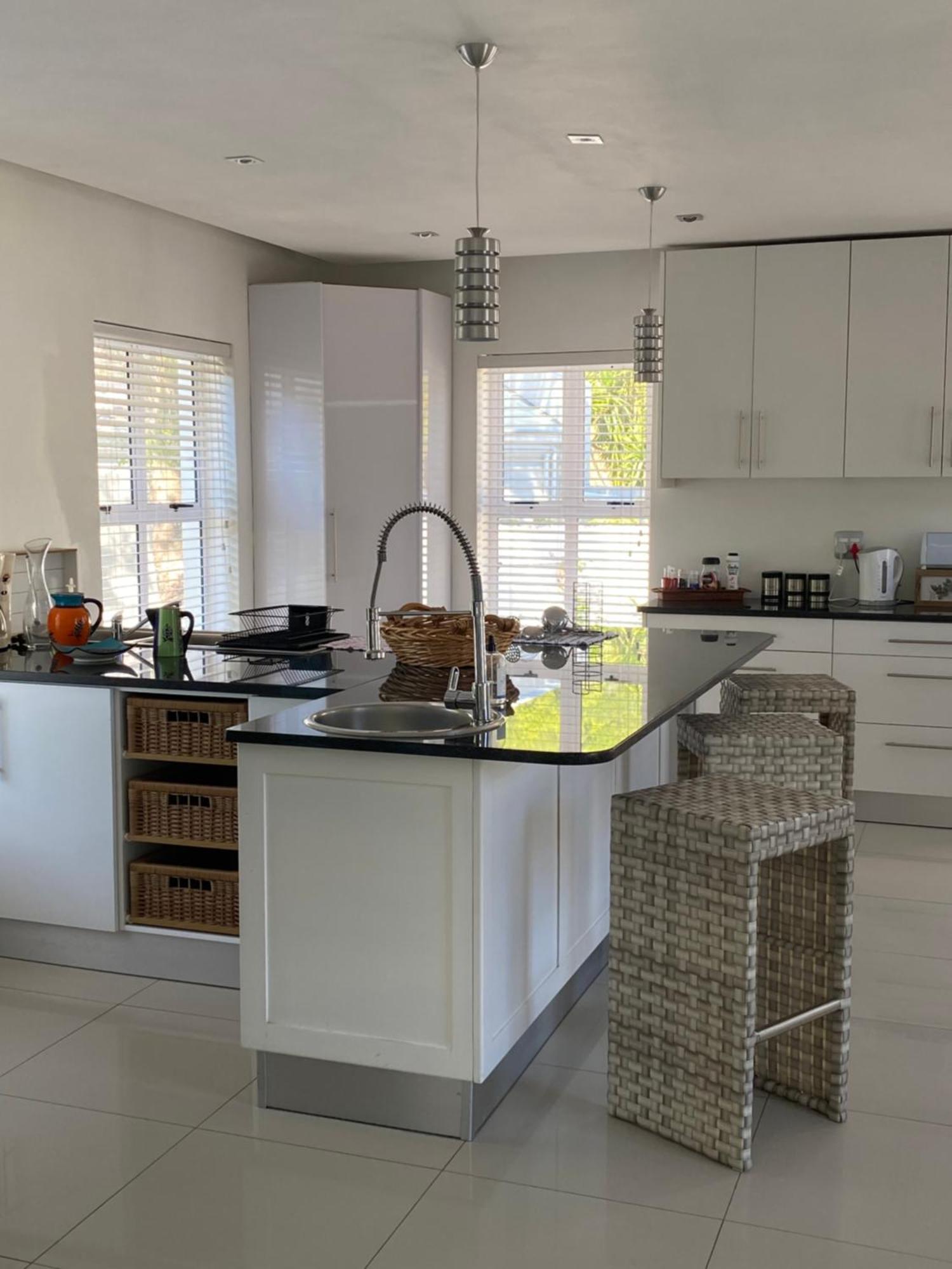 Bed And Breakfast Villa Livadia Кейптаун Екстериор снимка