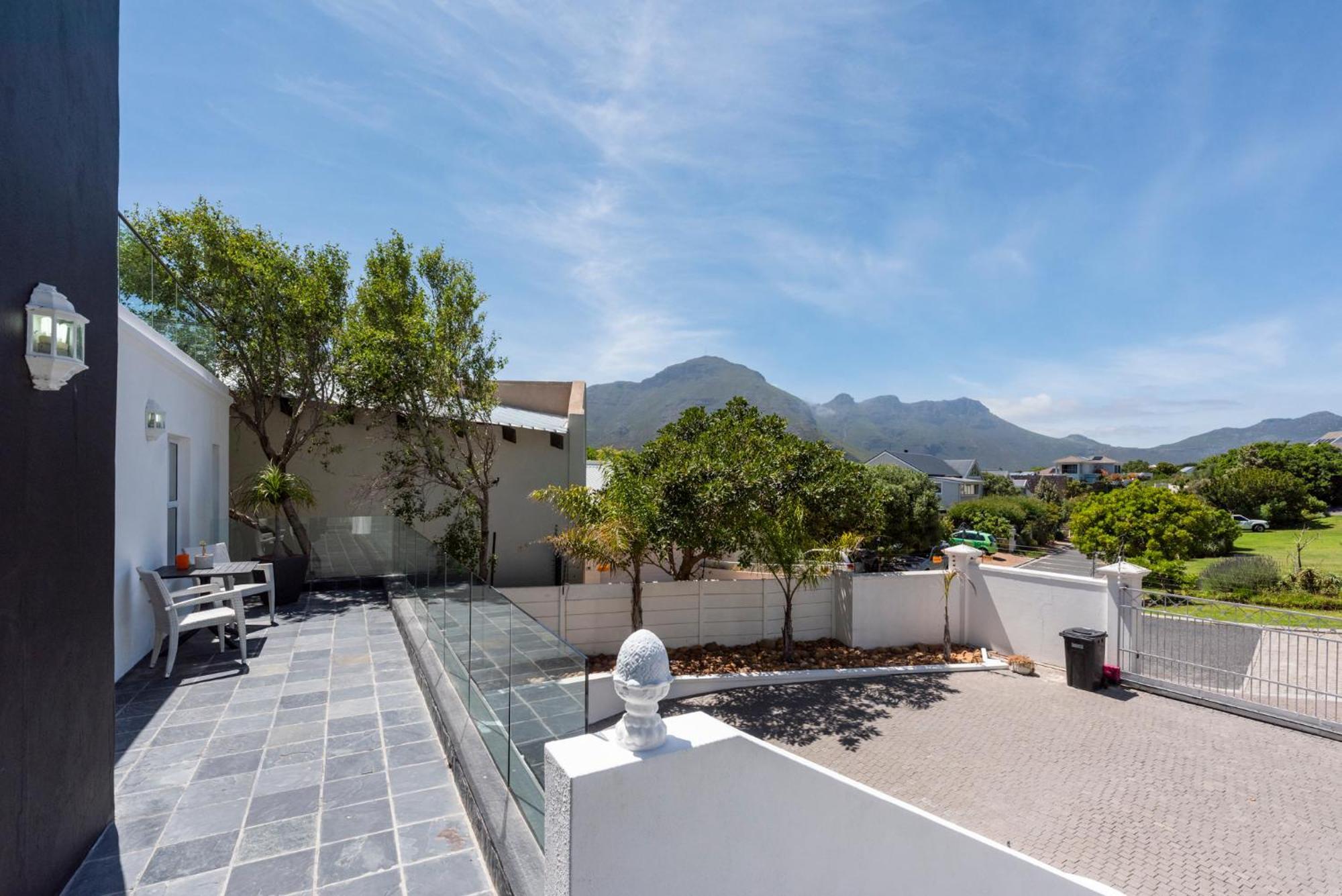 Bed And Breakfast Villa Livadia Кейптаун Екстериор снимка